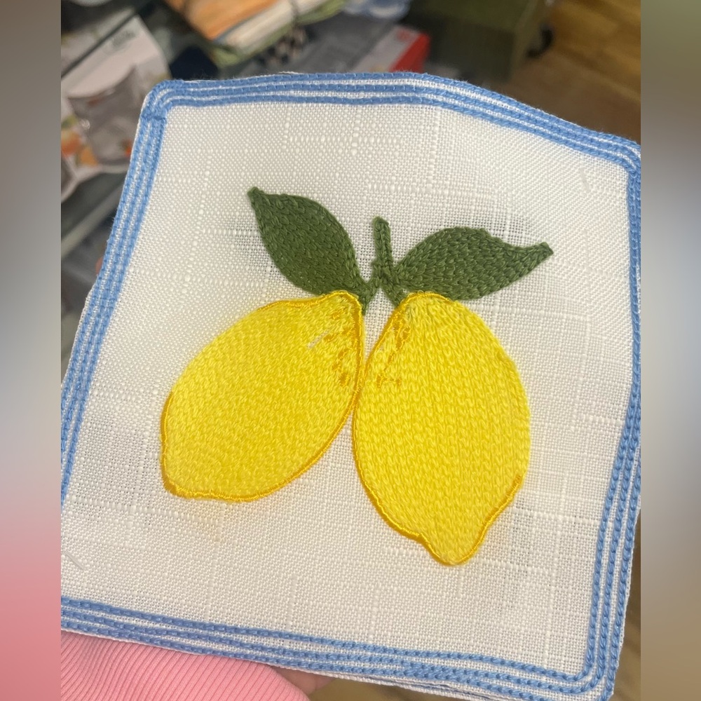 Set of 6 lemon cocktail napkins
